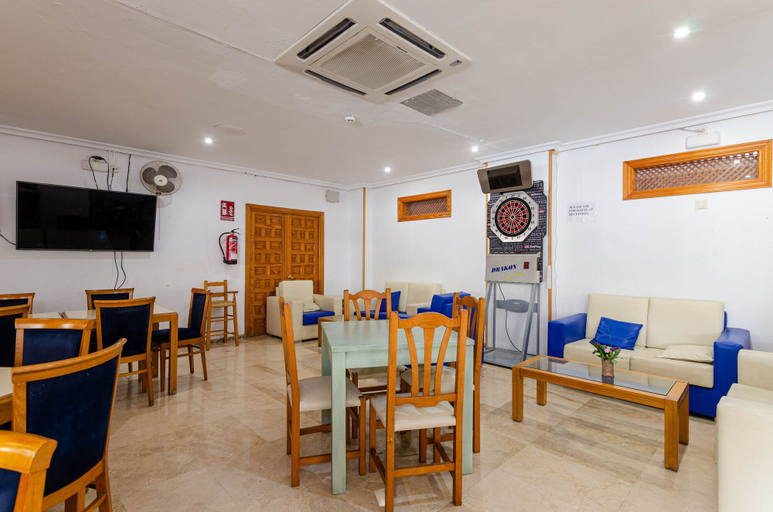 Food & Drinks 5, Mariner Club Apartments, Baleares