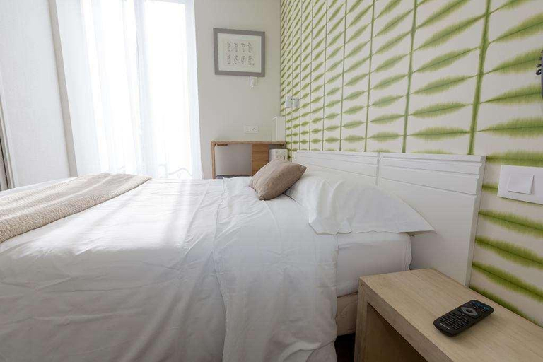 Bedroom 3, Citotel les Alizes, Gironde