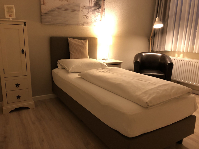 Bedroom 4, Klausdorfer Hof, Plön