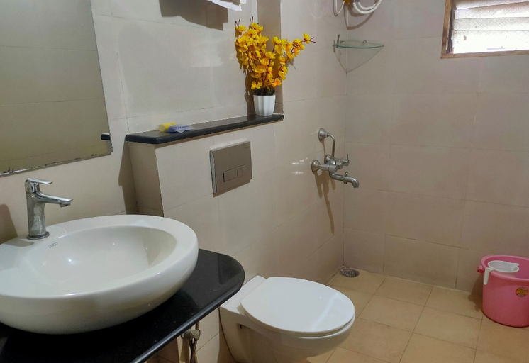 Bathroom, Hotel Lal Qila, Cuttack