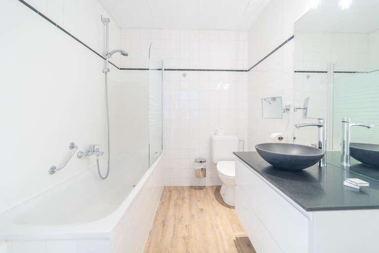 Bathroom 5, Hotel Gheestelic hof by CW Hotel Collection, West-Vlaanderen