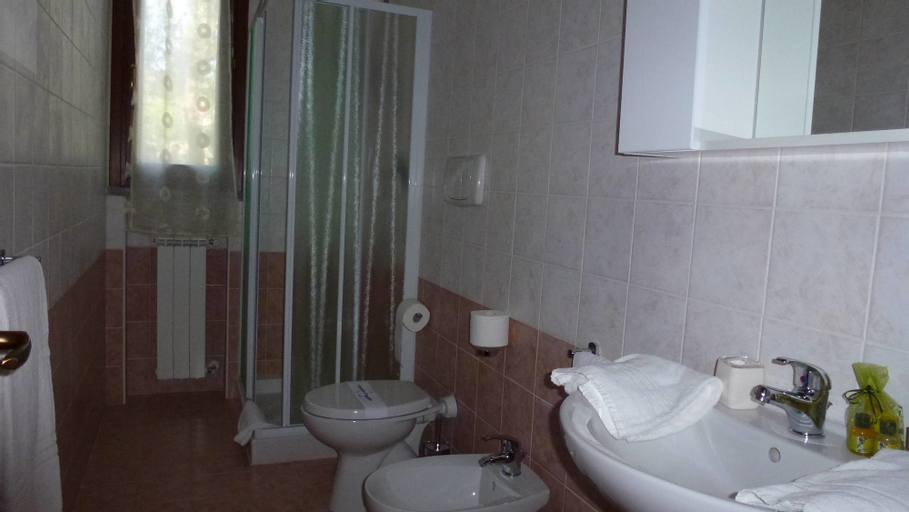 Bedroom 5, La Fonte degli Angeli, Livorno
