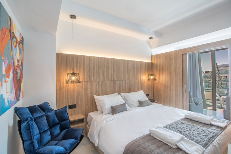 Bedroom 2, The Blue Ivy Hotel and Suites