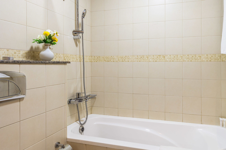Bathroom 3, Bay Central-West Tower by Deluxe Holiday Homes, Dubai