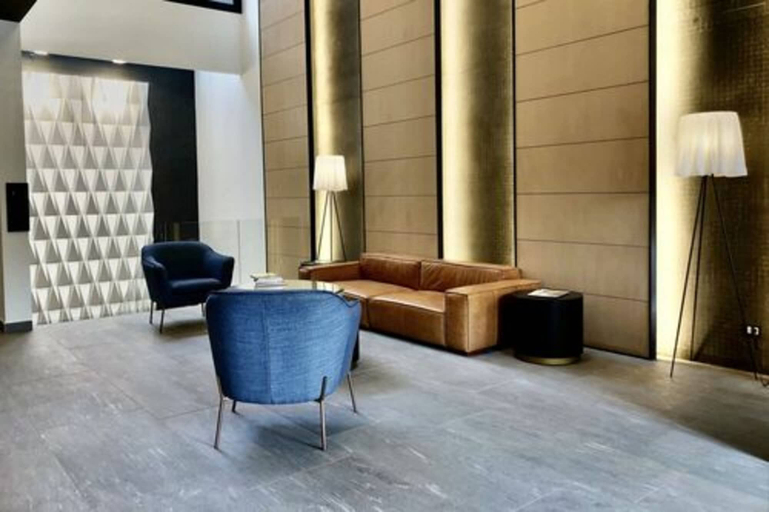 Others 3, RQ Express Costanera, Santiago