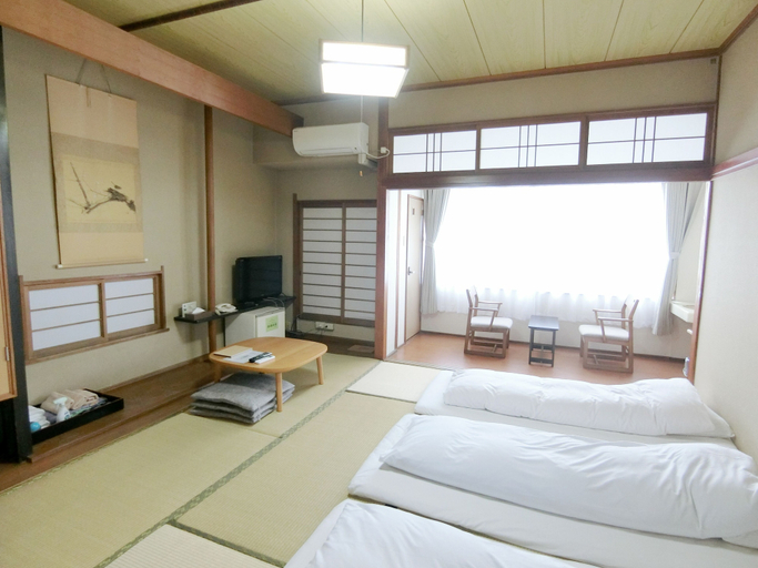 Bedroom 3, Nogamihonkan Ryokan, Beppu