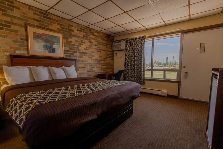 Bedroom 4, Thunderbird Lodge, Davison
