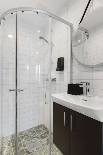 Bathroom 4, Sure Hotel Studio by Best Western Bromma, Stockholm