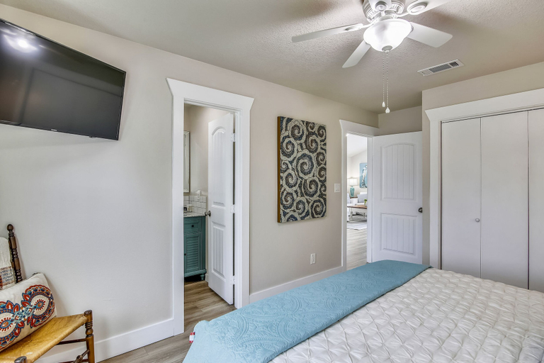 Bedroom 3, Lil Blue, Galveston