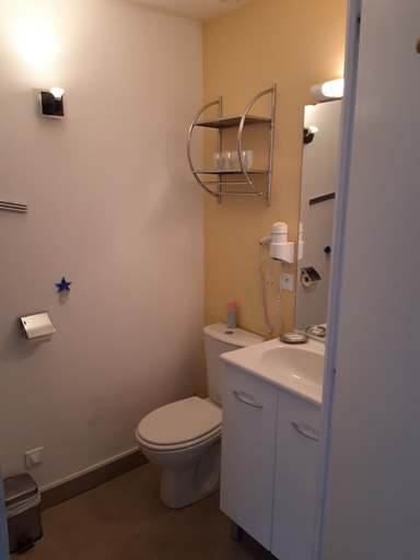 Bathroom 3, Gites des Isles - Le Jersey, Manche