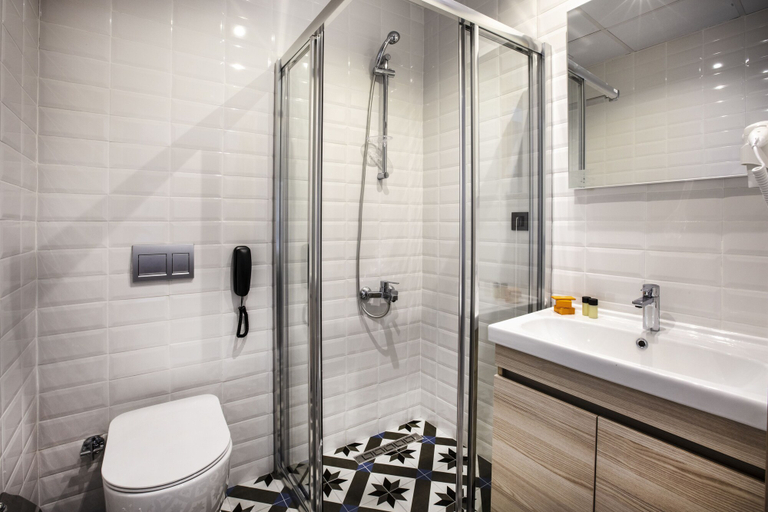 Bathroom, Eliada Hotel, Kuşadası