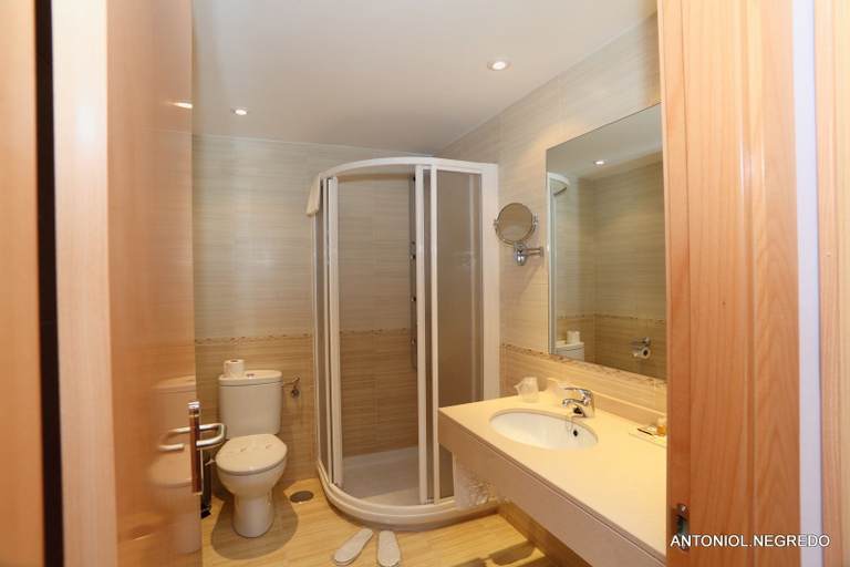 Bathroom 4, Hotel HC Sigüenza, Guadalajara