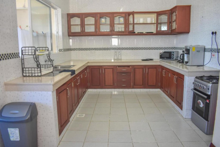 Others 4, Stay.Plus Royal Apartment Nyali, Nyali