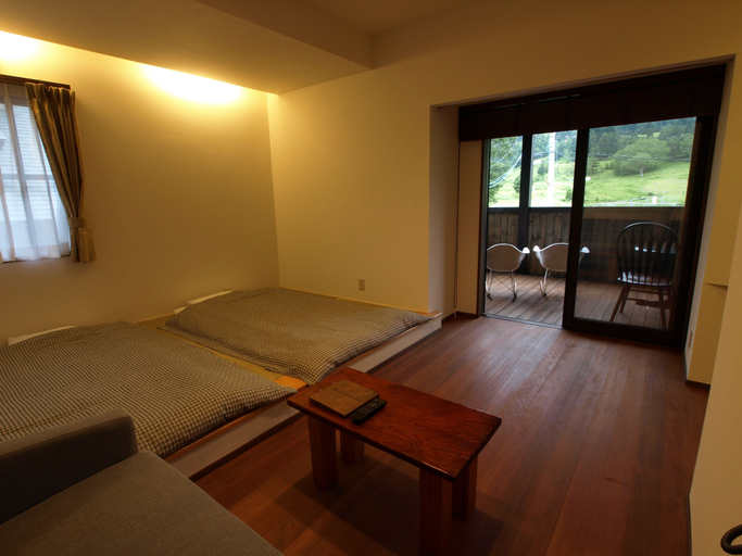 Bedroom 3, Spa Lodge Redwood Inn, Takayama