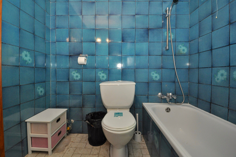 Bathroom 4, Villa Canyelles Natalie, Girona