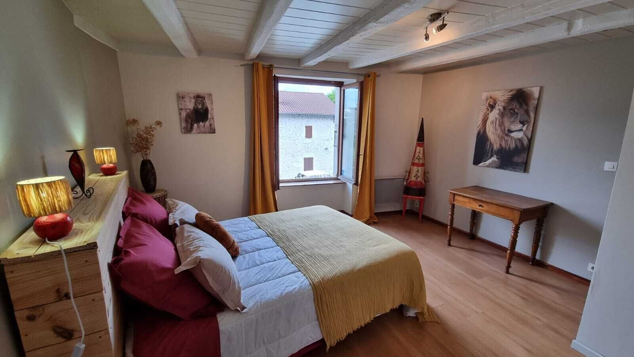 Bedroom 3, Les Jardins de Kuz, Isère