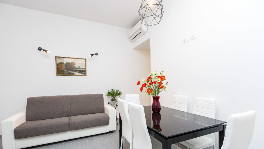 In-room dining, Rental In Rome Cesari Apartment, Roma