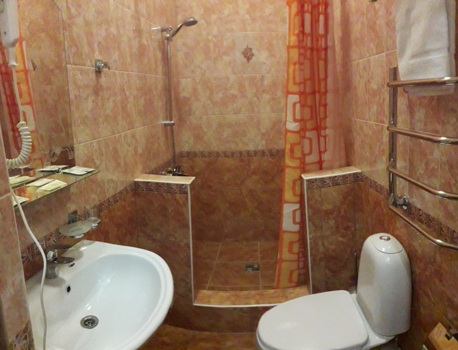 Bathroom 3, Strass Hotel, Gelendzhik gorsovet