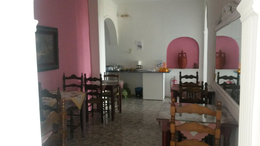 Food & Drinks 5, Hotel Thirasia, South Aegean