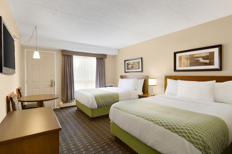 Bedroom 3, Colonial Square Inn & Suites, Division No. 11