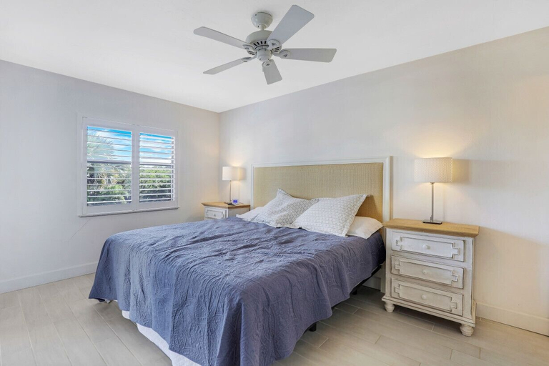 Bedroom 3, Sea Renity, Lee