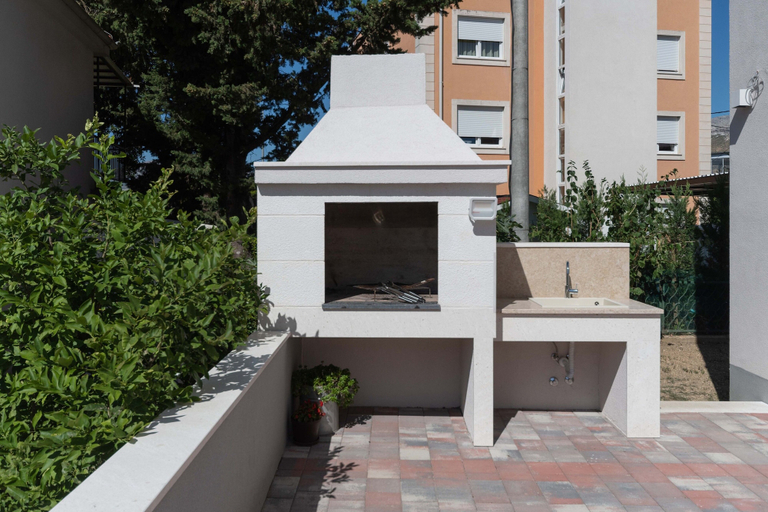 Exterior & Views 2, Apartment house Ivan John, Podstrana