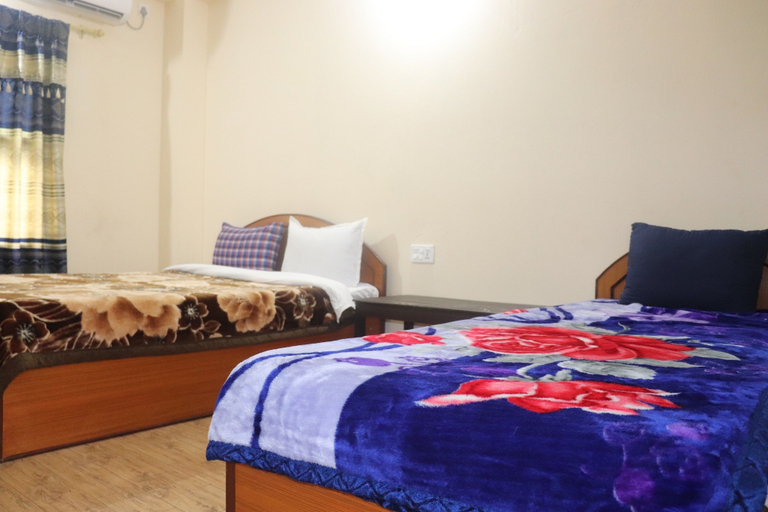 Bedroom 4, Hotel Sun Bird, Narayani