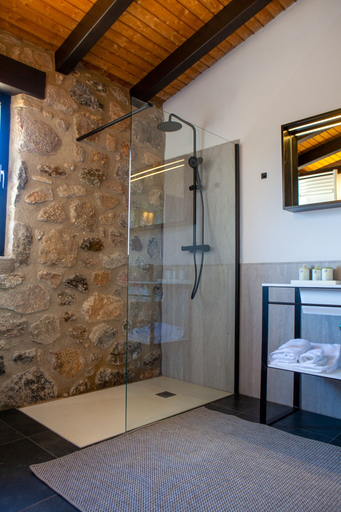 Bathroom, Aqua et Oleum Hotel, Cáceres