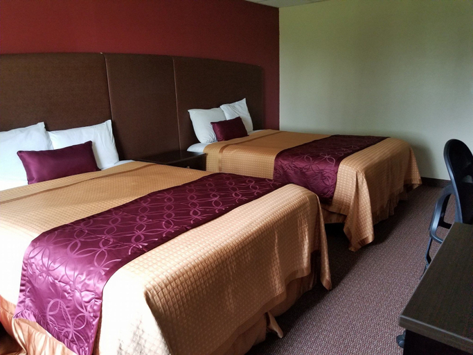 Bedroom 3, Americas Best Value Inn Story City, Story