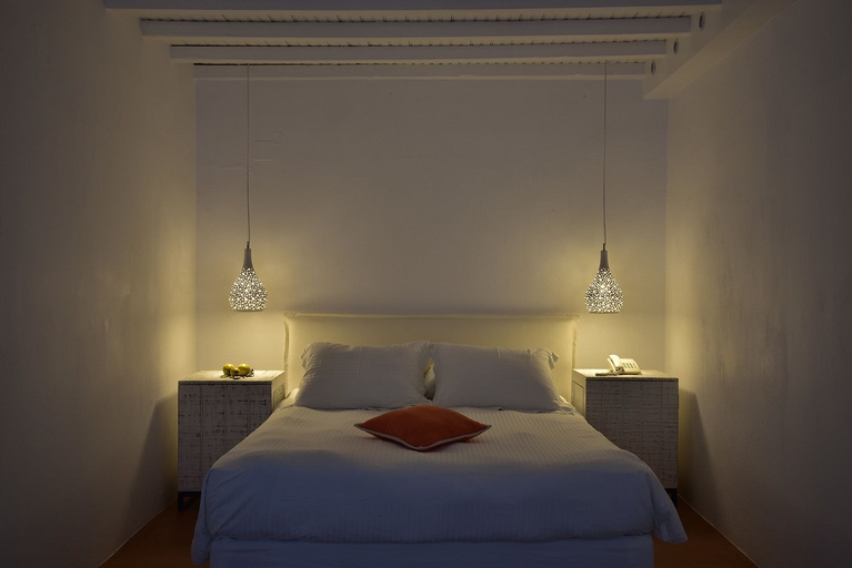 Bedroom 3, Margie Mykonos Hotel, South Aegean