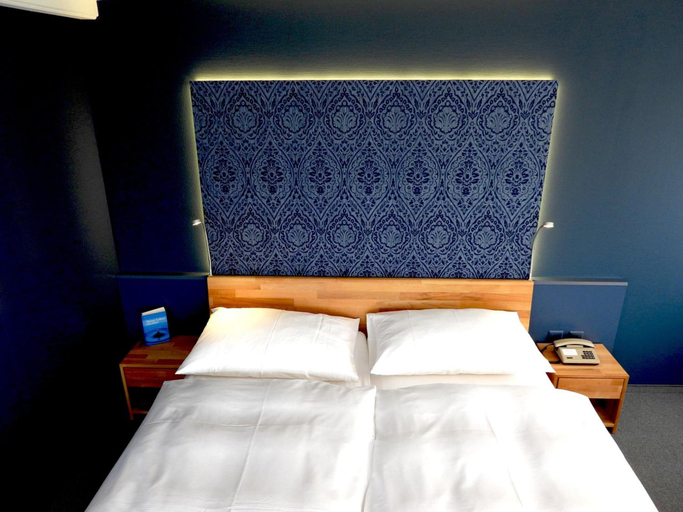 Bedroom 3, Hotel und Seminarhaus Ländli, Zug