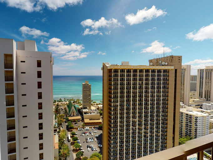 Exterior & Views 2, Waikiki Banyan Condo Located One Block From Waikiki Beach!, Honolulu