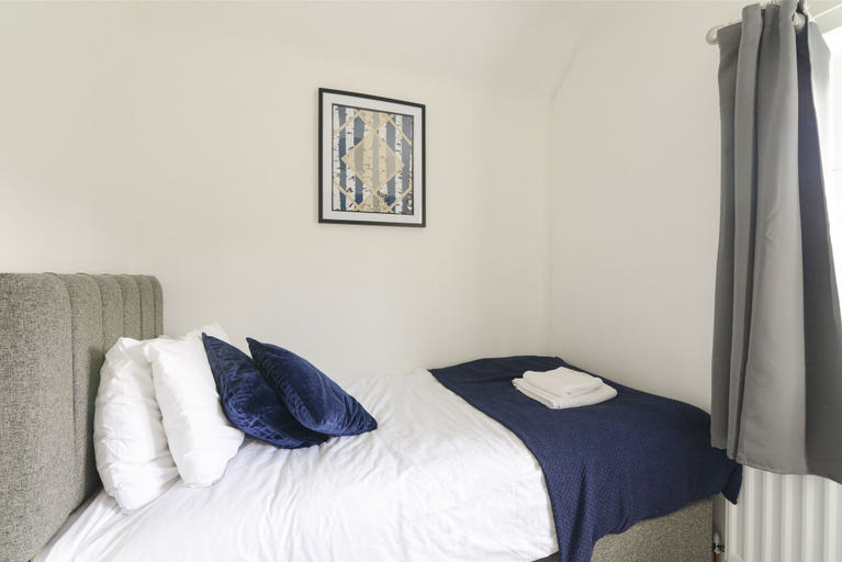 Bedroom 3, Alderton House, Nottinghamshire