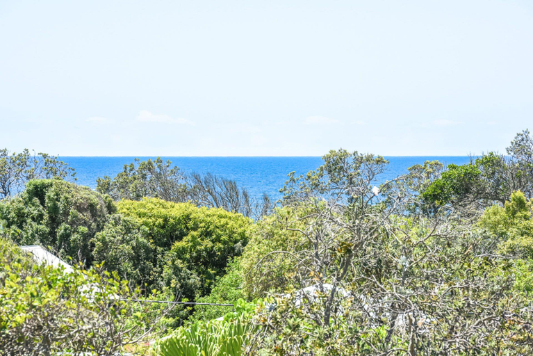 Others 5, Sunbright 2/5 Petrel Street, Maroochy - Coastal North