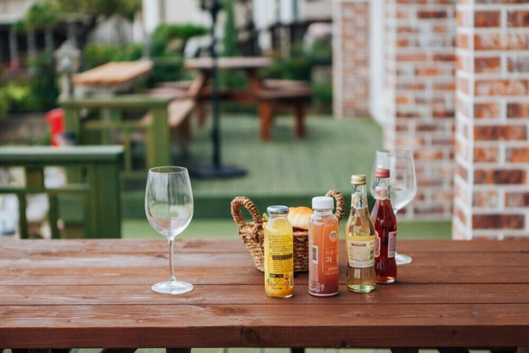 Food & Drinks, Vernazza Pension, Pohang