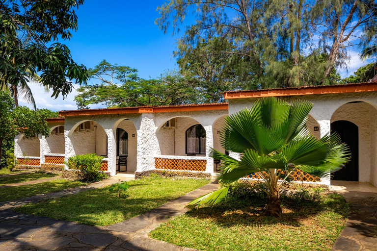 Exterior & Views 2, Diani Sea Lodge, Msambweni