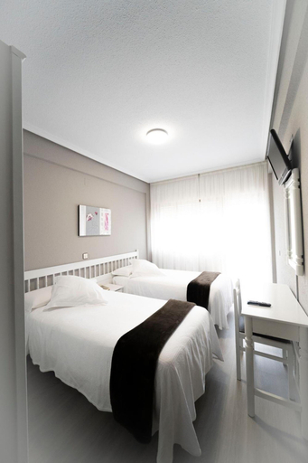 Bedroom 3, Isabel, Cantabria