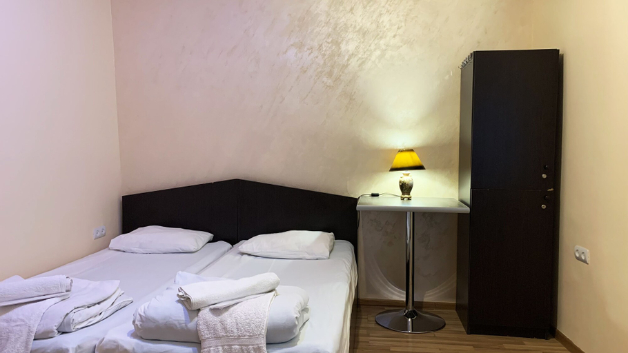 Bedroom 3, Domino Yerevan Hostel & Tours, Yerevan