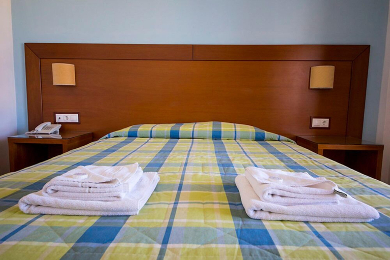 Bedroom 3, Navarone, Peloponnese