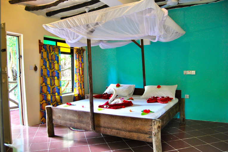 Bedroom 2, Sagando Bungalows, Kati