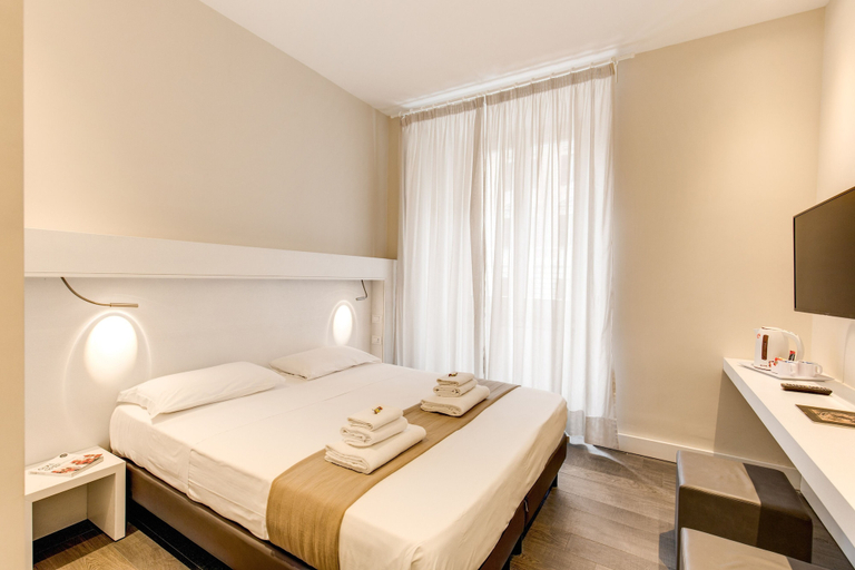 Bedroom 3, Ecce Roma Guesthouse, Rome