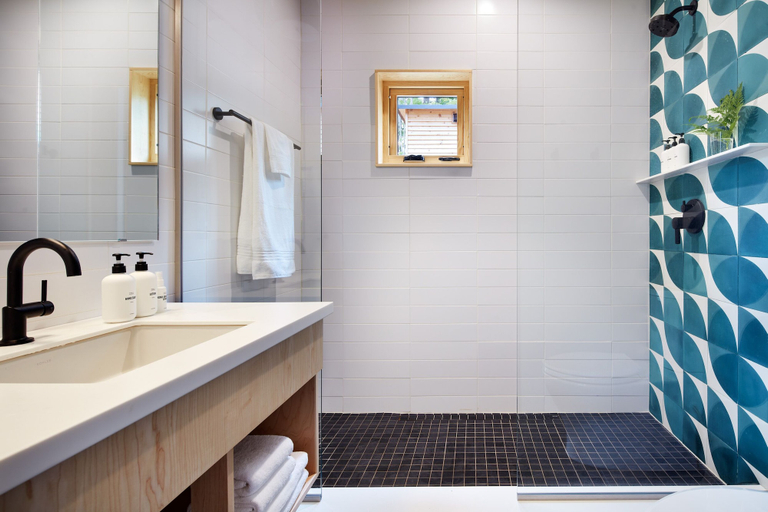 Bathroom 3, Wild Rice Retreat, Bayfield