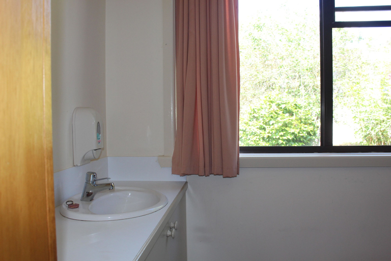 Bathroom 3, SJ Hostel, West Tamar - Pt A