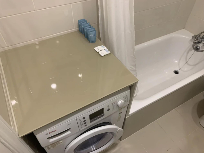 Bathroom 3, StayIn - Queensway, London