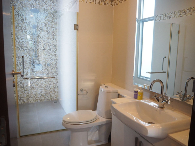 Bathroom 4, AnB Pool Villa 3BR Glass House in Pattaya, Sattahip