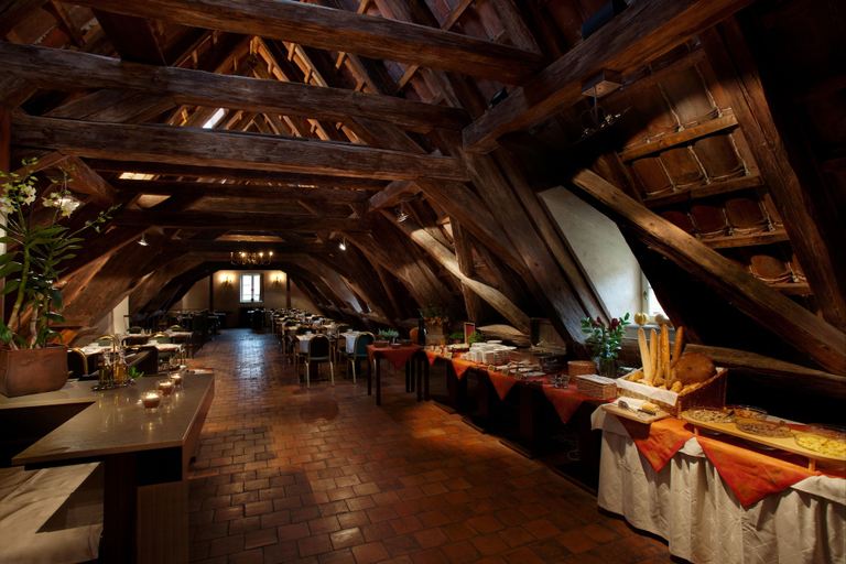 Food & Drinks 5, Appia Hotel Residences, Praha 6