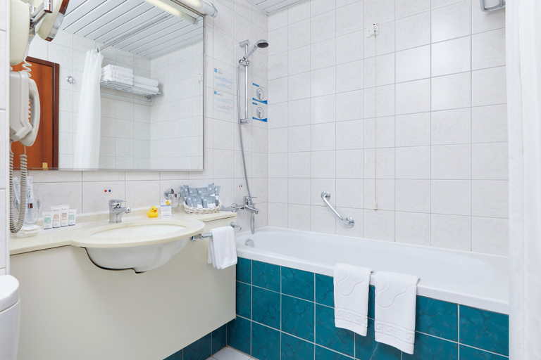 Bathroom 3, Volna Hotel, Nizhniy Novgorod gorsovet