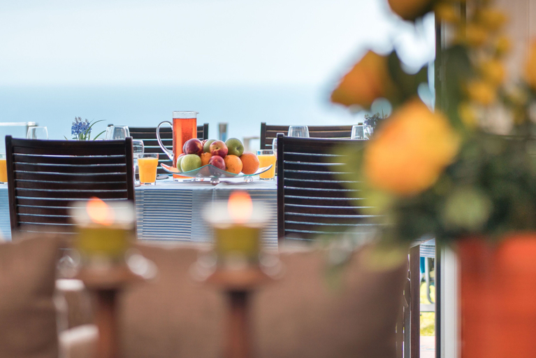 Food & Drinks 5, Villa Loreina Palace, Funchal