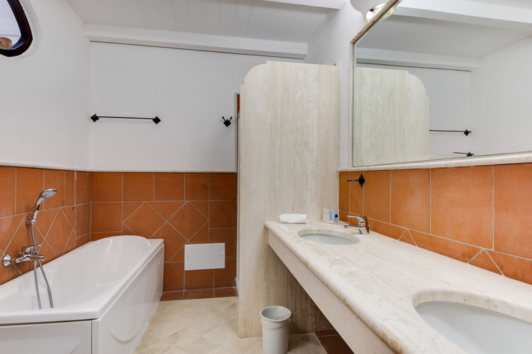 Bathroom 5, Phi Hotel Sighientu, Cagliari