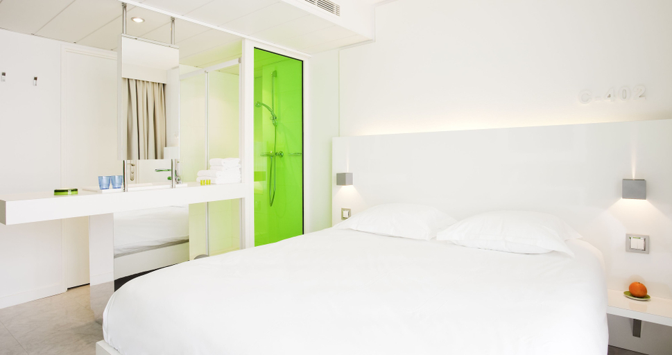 Bedroom 4, ibis Styles Menton Centre, Alpes-Maritimes